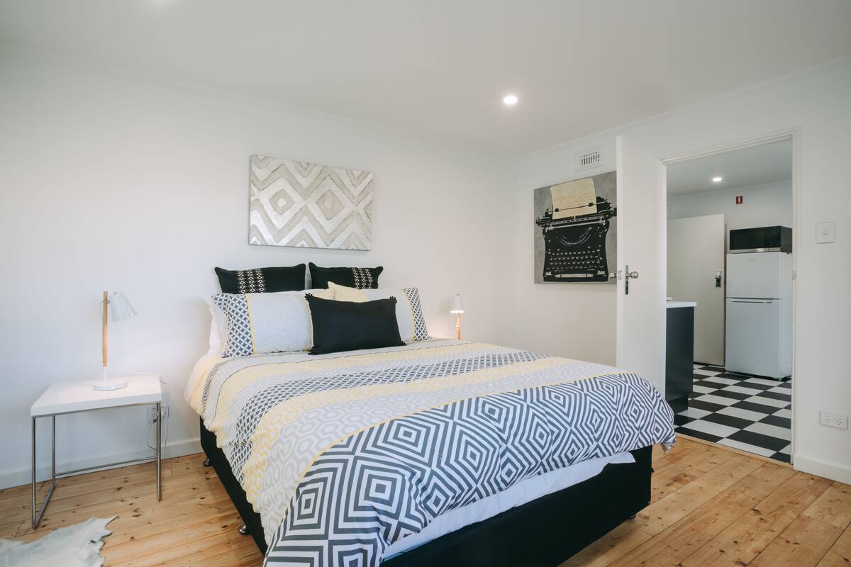 Premium Apartment, 1 Queen Bed, Garden View