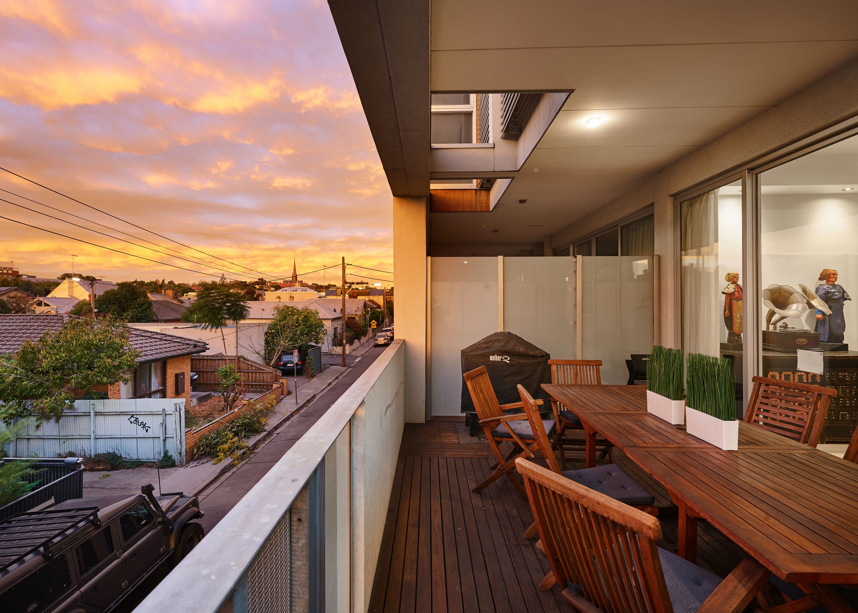 Rumah, 4 kamar tidur | Teras/patio