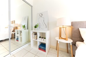 Deluxe Apartment, 3 Bedrooms, Beach View