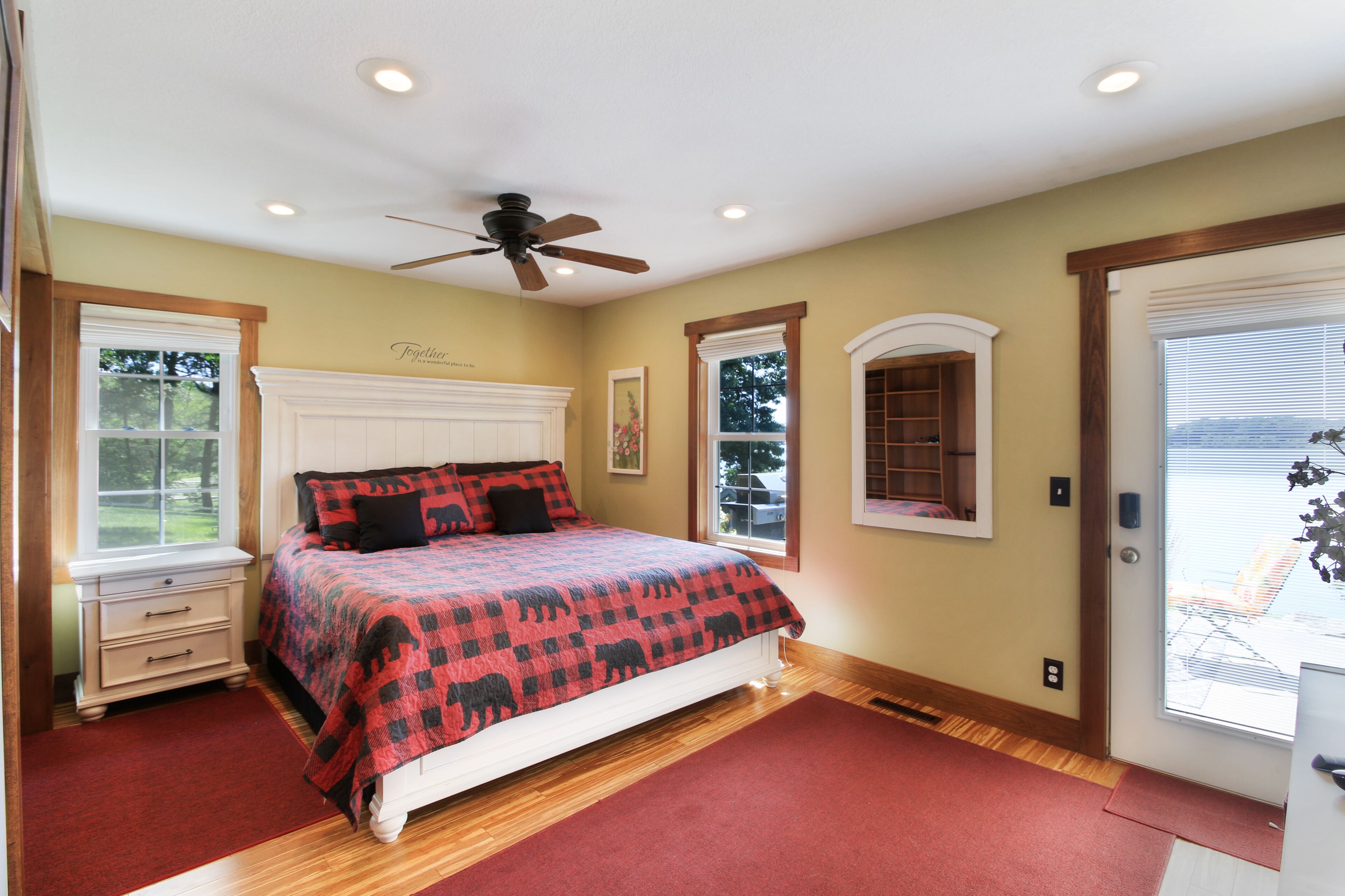 3 bedrooms, WiFi, bed sheets