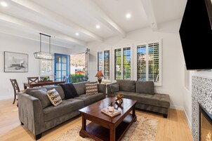 Apartamento, 3 habitaciones | Zona de estar