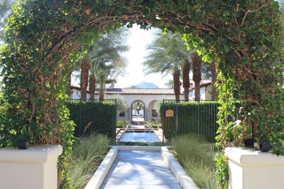 Legacy 3 Bedrooms L48 by RedAwning