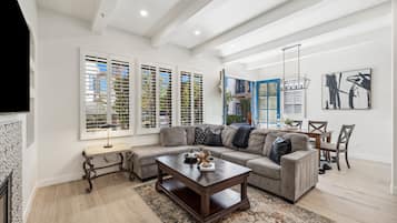 Apartment, 3 Schlafzimmer | Wohnbereich