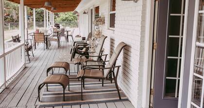 Beautiful home on secluded,fenced acreage with a "cowboy" pool. 19 miles to Waco