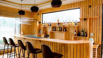 Bar (en la propiedad)
