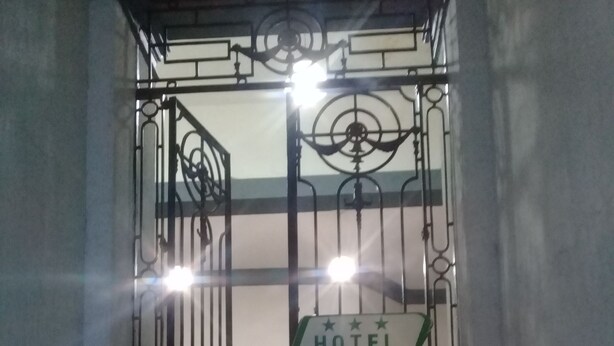 Property entrance - Hotel Casa Diana (Guadalajara)