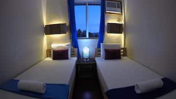 Standard Twin Room | Blackout drapes, rollaway beds, bed sheets