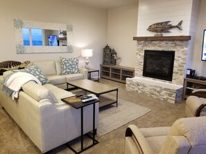 TV, fireplace, ping pong