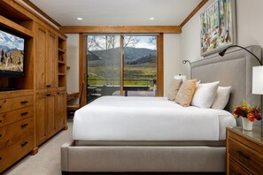 3 slaapkamers, een bureau, een strijkplank/strijkijzer, gratis wifi