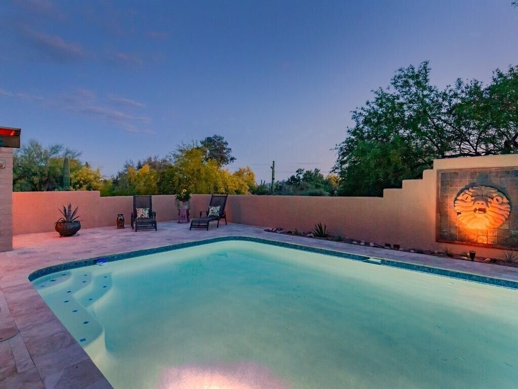 Hopdown, Southwest Design in Horse country w/guests house and pool