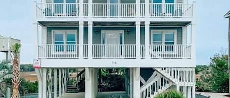 House, 4 Bedrooms | Exterior