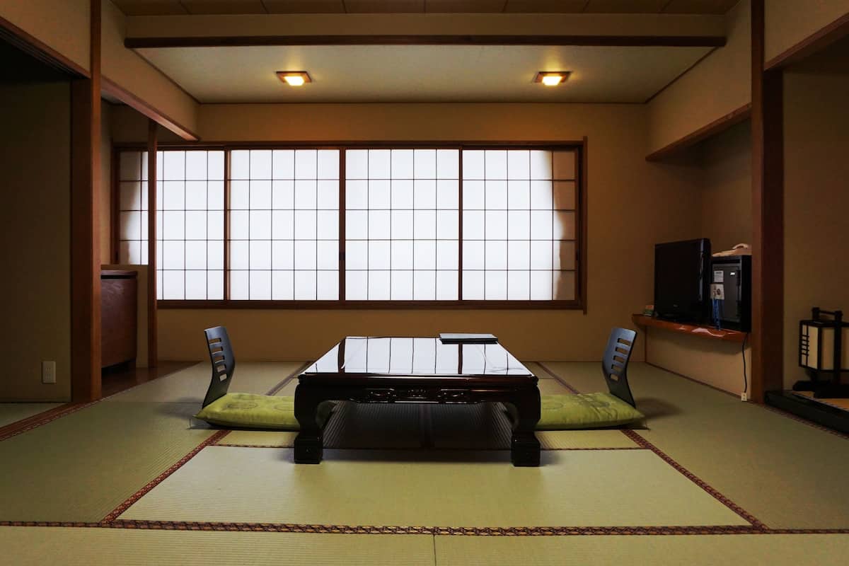 Camera Tradizionale, vista oceano (Japanese Style) | Una cassaforte in camera, una scrivania, postazione laptop