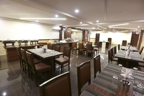 Breakfast, lunch, dinner served; Indian cuisine  - Hotel Luxura (Sanand)