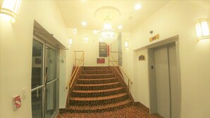 Lobby - Kings Hotel Inc (Brooklyn)