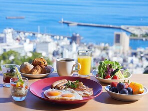 Dagelijks ontbijtbuffet (JPY 2500 per persoon)