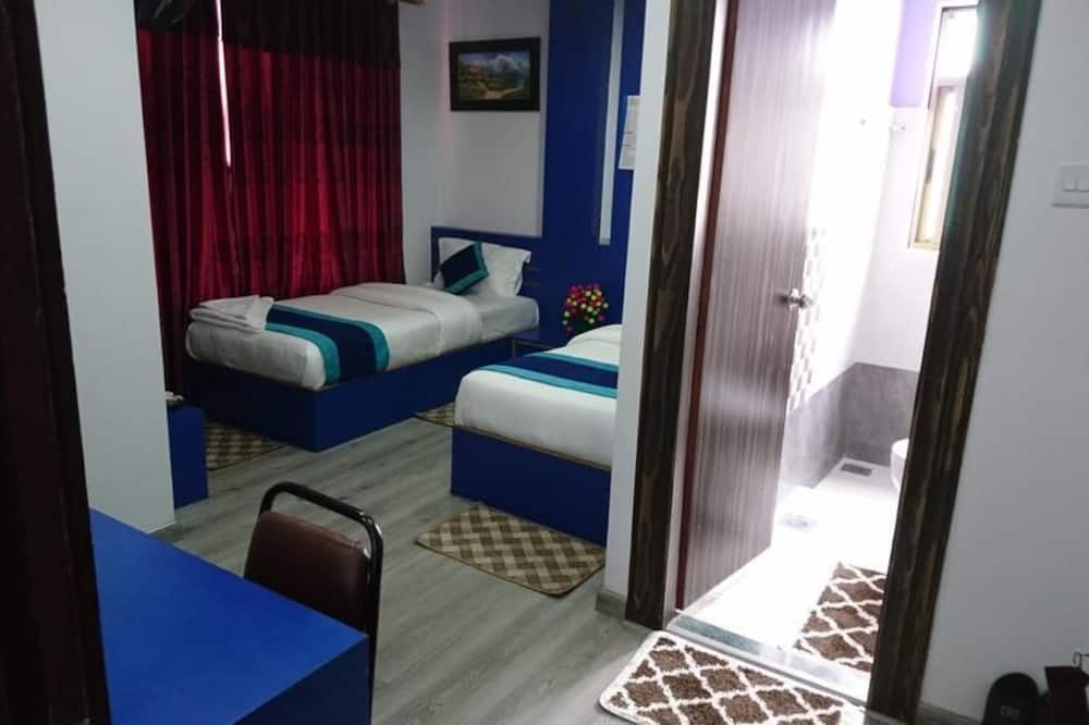Three Boys Apartment and Guest House