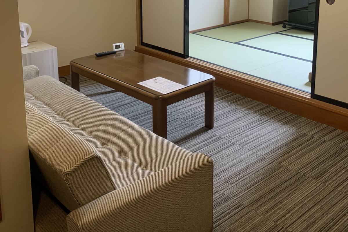 Habitación tradicional (Japanese Western Style) | Escritorio, wifi gratis, ropa de cama