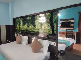 Classic Room | 1 bedroom, premium bedding, soundproofing, iron/ironing board