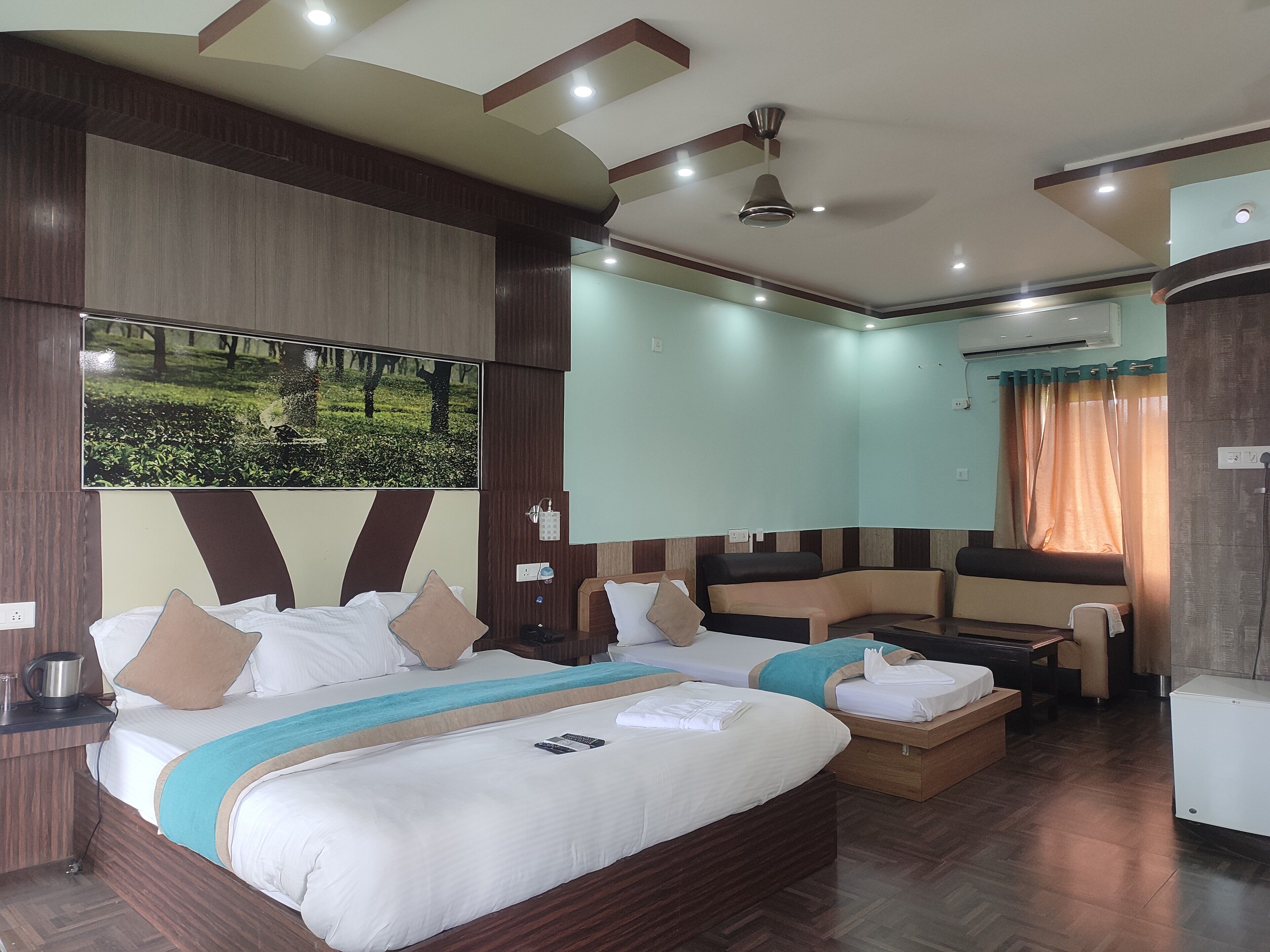 Family Room | 1 bedroom, premium bedding, soundproofing, iron/ironing board