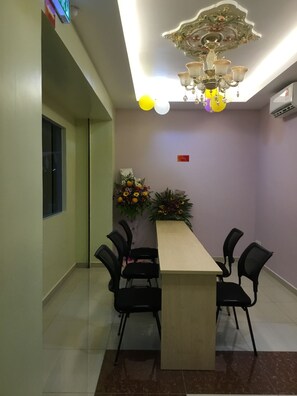 Unclassified image, 3 of 45, button - Victory Inn (Sepang)