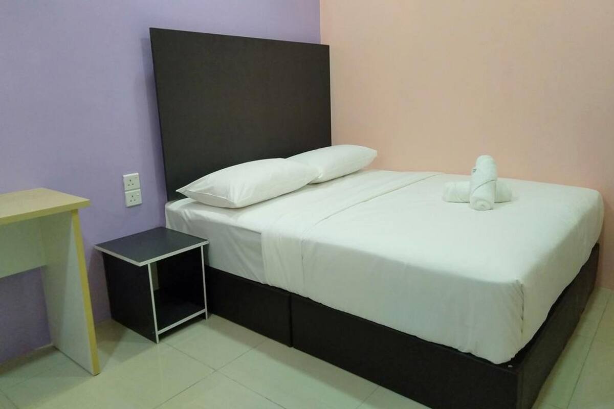 Kamar Deluks, 1 Tempat Tidur King | Seprai premium, meja kerja, setrika/meja setrika, dan Wi-Fi gratis