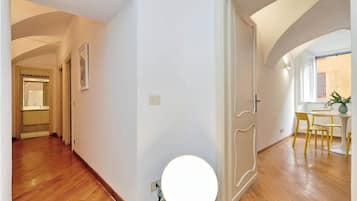 Apartment, 1 Bedroom | 1 bedroom, iron/ironing board, cribs/infant beds, free WiFi