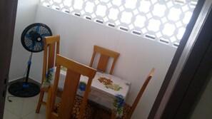 Dineren