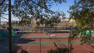 Tennis court
