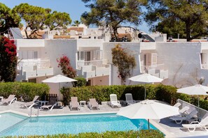 Front of property - Atlas Apartments Ibiza (Santa Eulalia del Rio)
