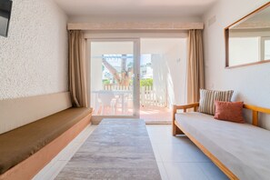 Standard Duplex, 2 Bedrooms | Living area | 26-inch flat-screen TV with digital channels, LCD TV