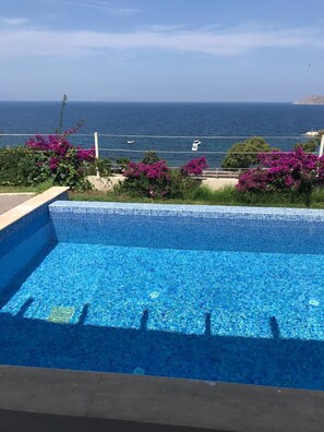 베이직 빌라, 분사식 욕조, 바다 전망 | 전용 수영장