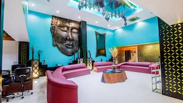 Sala de estar en el lobby