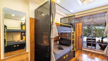 Fælles sovesal | Arbejdsområde til bærbare computere, lydisolering, gratis Wi-Fi