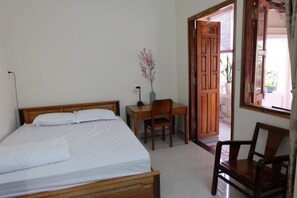 Valentine, 1 Bedroom, Terrace | Minibar, desk, free WiFi, bed sheets - Moon House Nha Trang (Nha Trang)