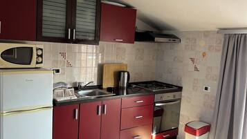 Comfort-Apartment, 2 Schlafzimmer, Gartenblick | Eigene Küche | Großer Kühlschrank, Mikrowelle, Ofen, Herdplatte