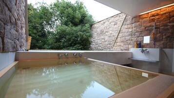 Japanese-Western Style Room (with oak 201), Non Smoking, Open-Air Hot Spring Bath | Private spa tub