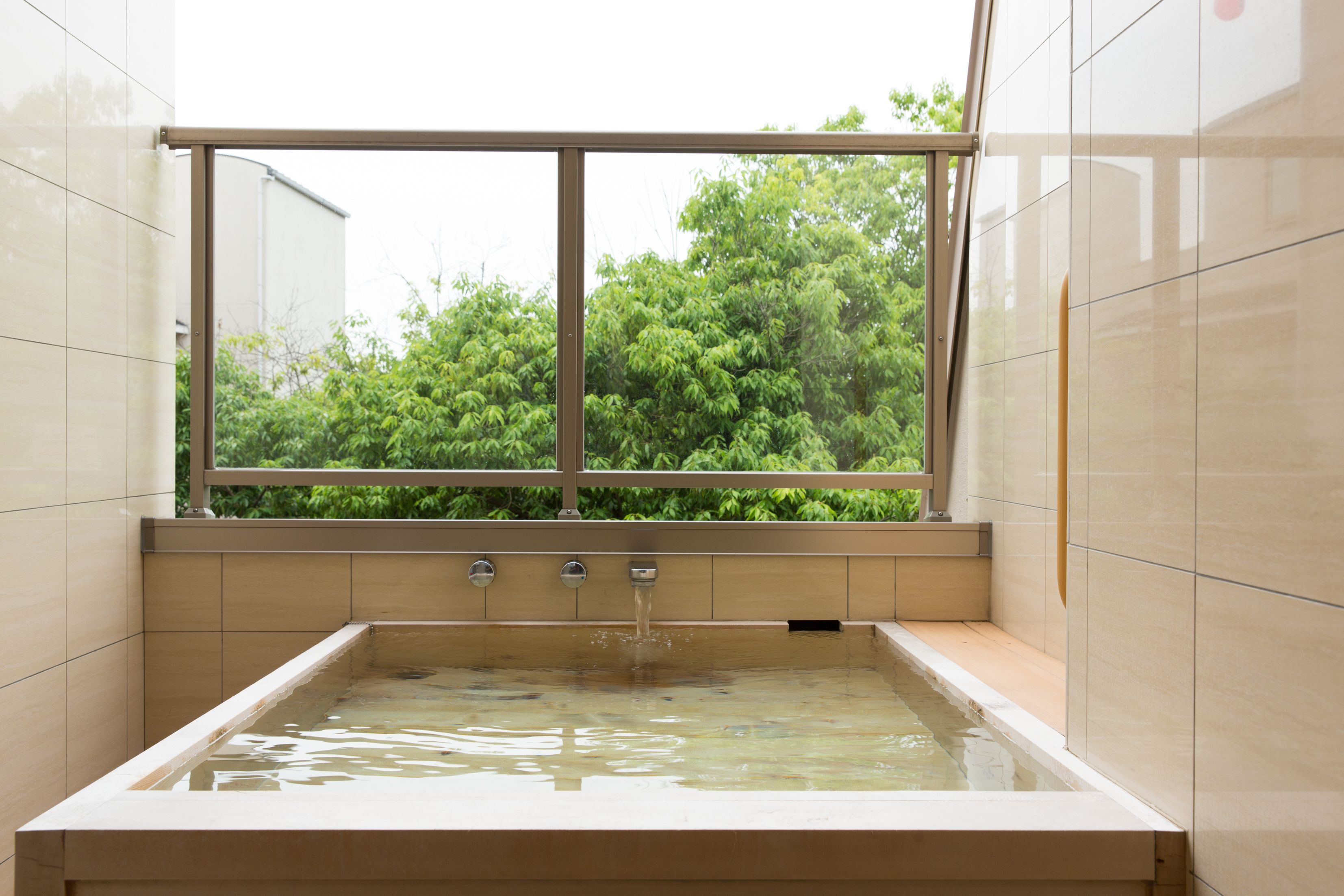 Traditional Room, Non Smoking (w/oak 3F, JP Wstrn, OpenAirHotSpring) | Bathroom | Combined shower/bathtub, free toiletries, hair dryer, slippers