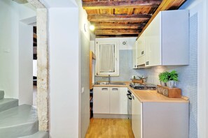 Apartment, 1 Bedroom, City View | Private kitchen - Parione Charme - My Extra Home (Rome)