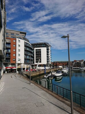 숙박 시설 구내