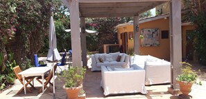 Terrace/patio - Villa Castel (Dakar)