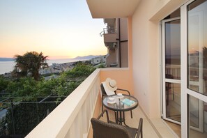 Apartment, 3 Bedrooms, Sea View | Balcony view - Apartmani Rasic (Makarska)