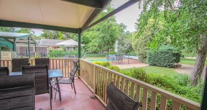 SILVER BIRCHES HOLIDAY VILLAGE - UNIT 5