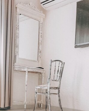 Sábanas de algodón egipcio, ropa de cama de alta calidad y minibar