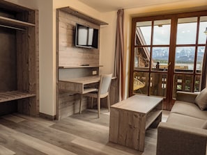 Habitació Comfort | Caixa forta a l'habitació, escriptori i cortines opaques