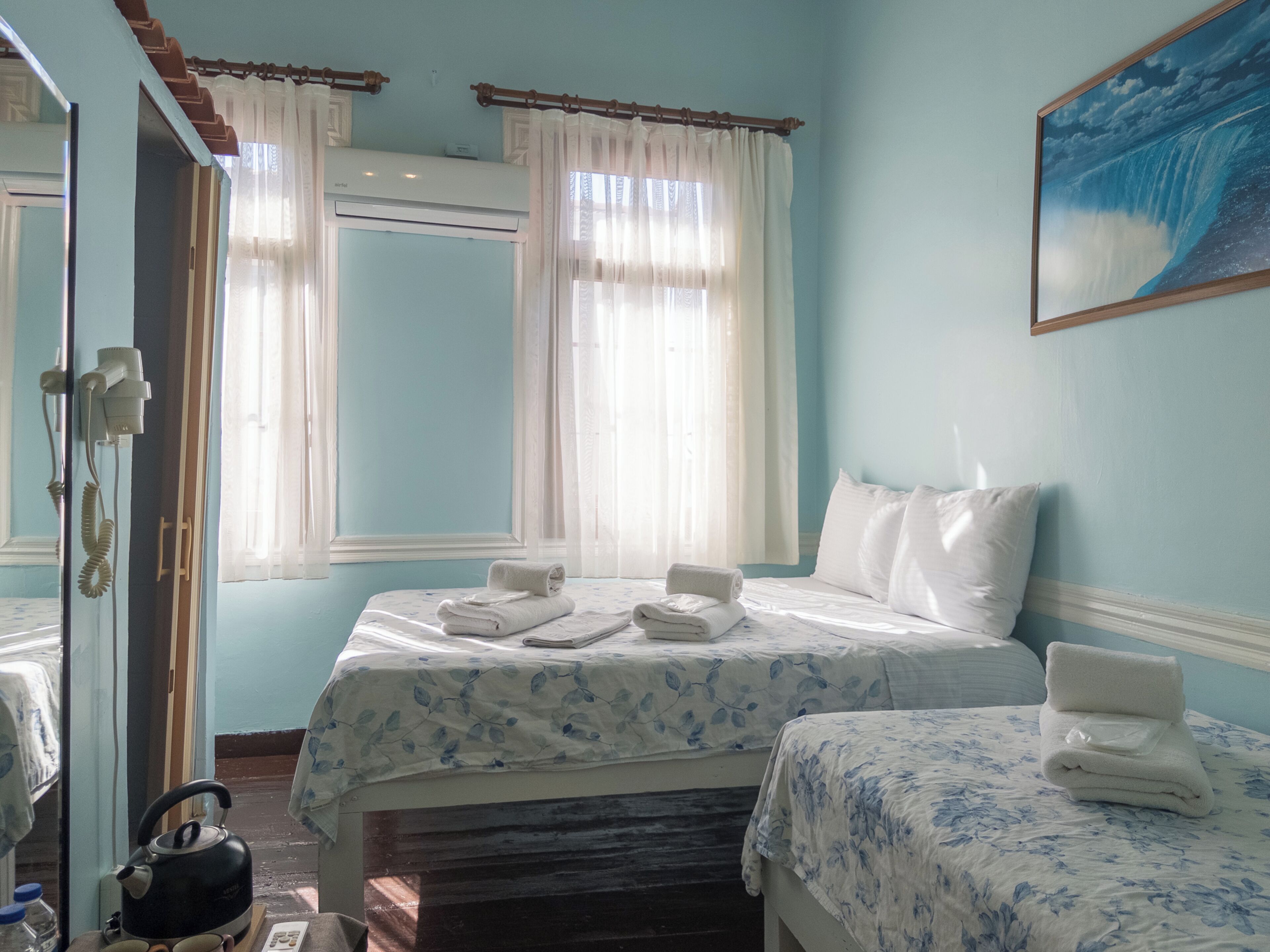 Standard Triple Room | Premium bedding, iron/ironing board, free WiFi, bed sheets