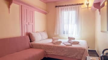 Ropa de cama de alta calidad y tabla de planchar con plancha