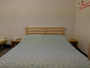 Blackout curtains, free WiFi, bed sheets - Beginning Guesthouse - Hostel (Taoyuan City)