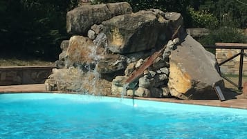 Outdoor pool, sun loungers