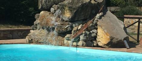 Outdoor pool, pool loungers