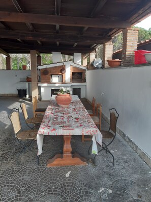 Aire de pique-nique/barbecue